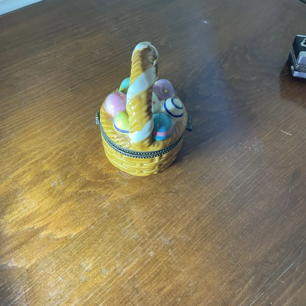 Ceramic Trinket Box Jewelry Storage Easter Egg Basket - Picture 4 of 5